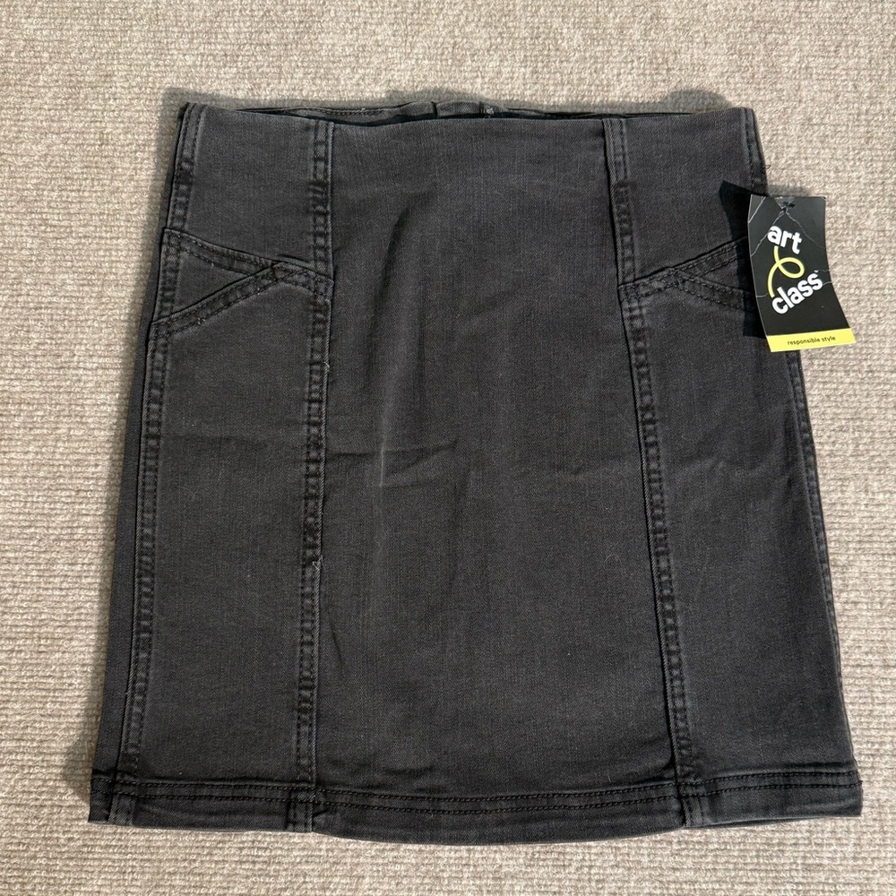 Art Class NWT Girl's Black Wash Denim Mini Skirt High Rise - Size Large (10/12) - Picture 2 of 5